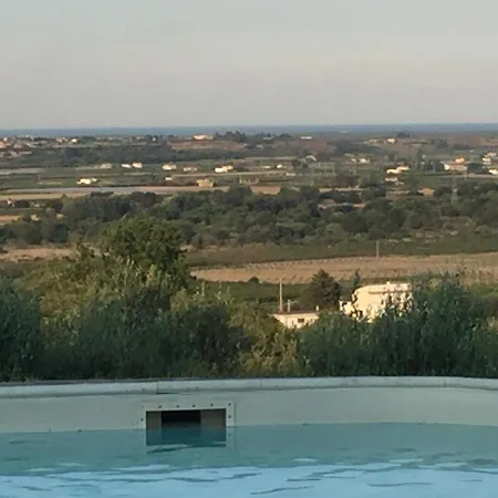 Agriturismo Santa Laura 农家乐 罗通代拉
